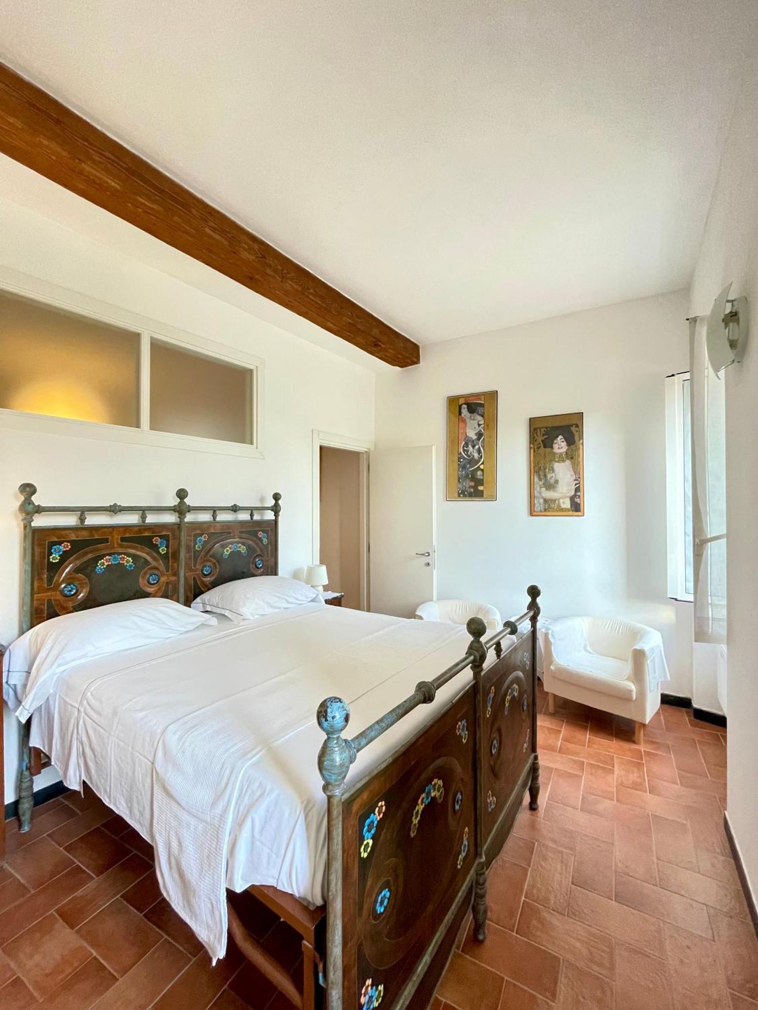 Camere Francesca Vernazza Ngoại thất bức ảnh